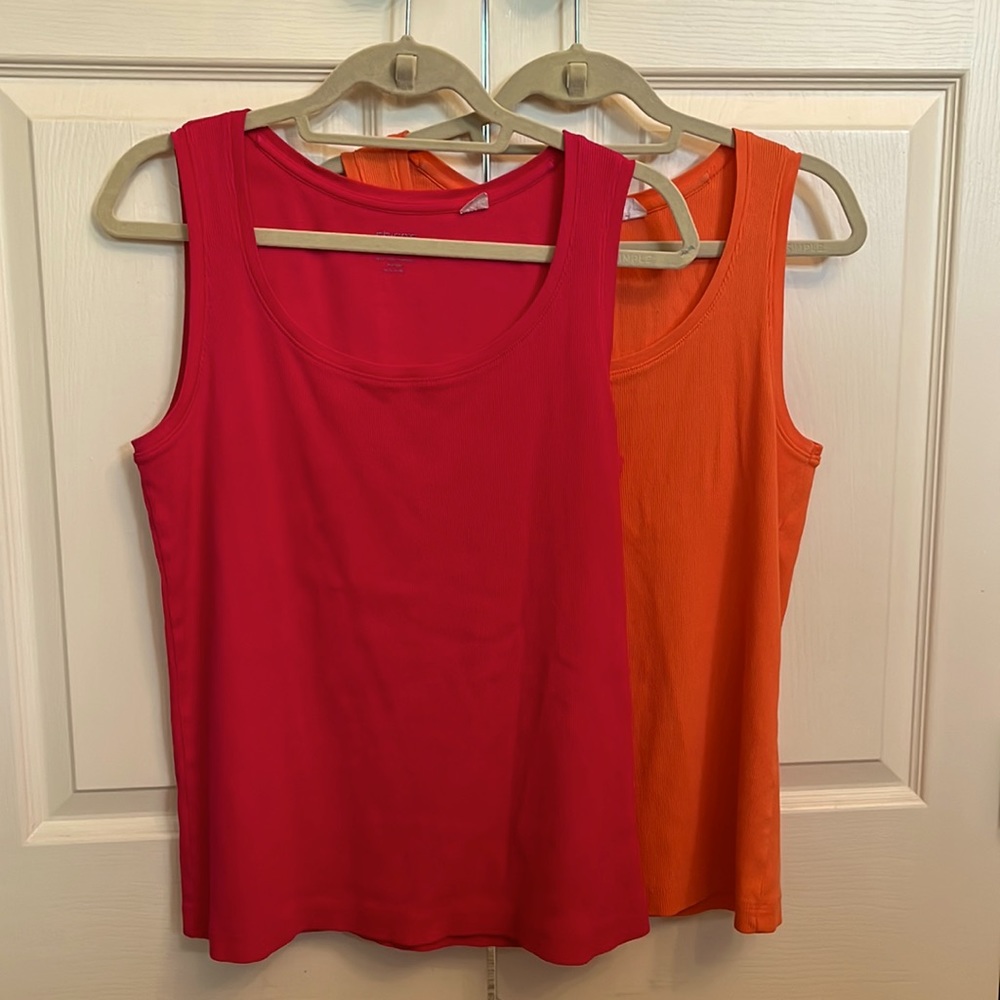 CHICO’S ribbed tanks, like new, Chico’s size 2 (size 12-14), sold as a unit.